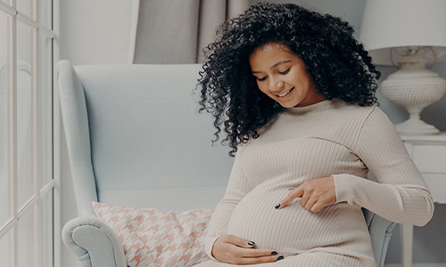 pregnant mom
