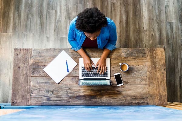 woman on laptop