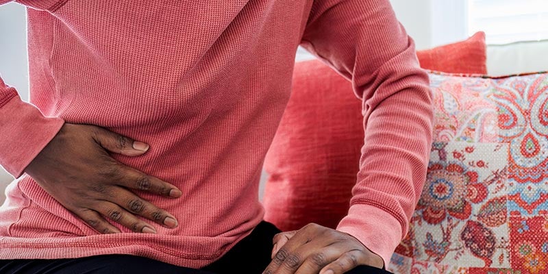 woman stomach pain